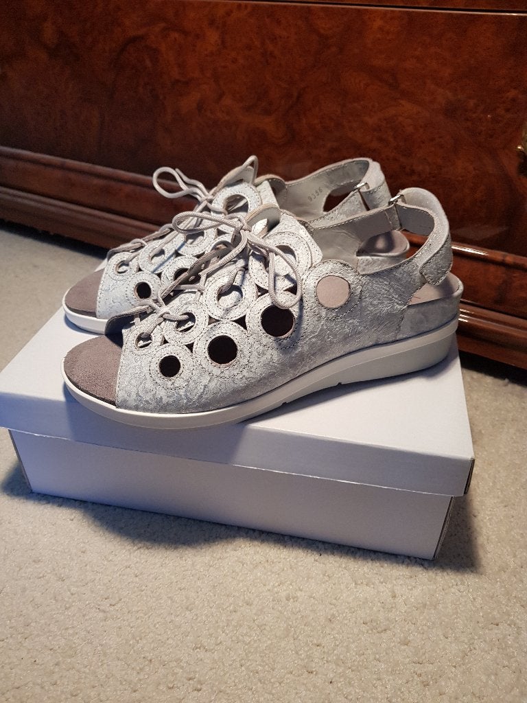 Te koop prachtig NIEUW lederen schoenen maat39 merk Verhulst, Overige kleuren, Verhulst, Nieuw, Ophalen of Verzenden