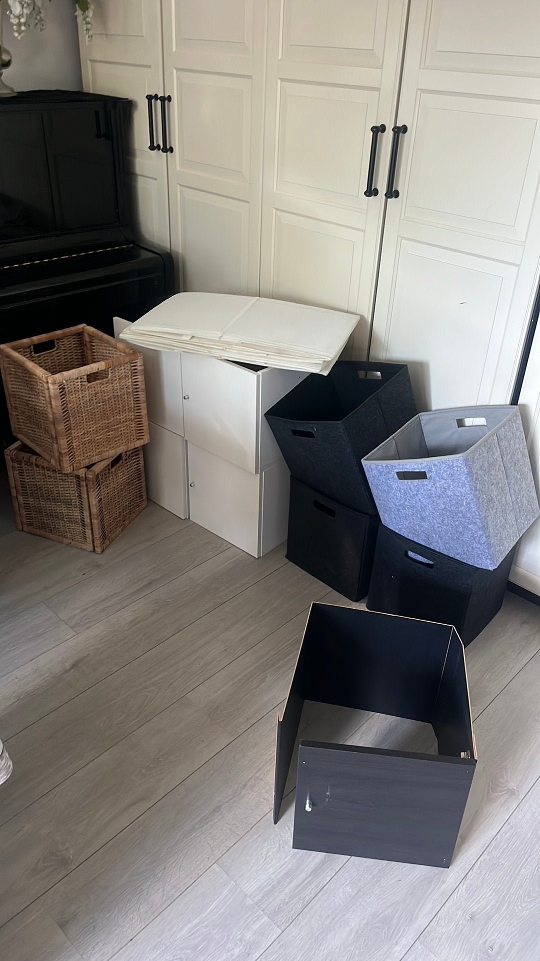 Ikea kallax expedit inzet, kastonderdelen zwart en wit, Ophalen, Zo goed als nieuw