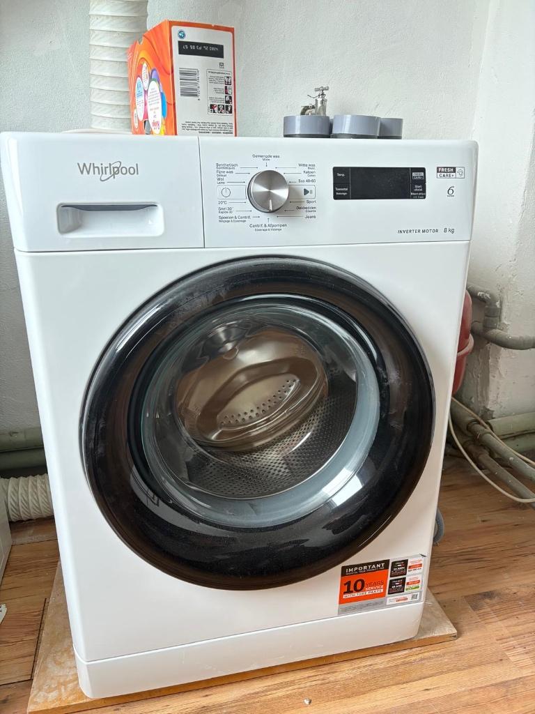 Whirlpool wasmachine 1400 toeren 8kg, Witgoed en Apparatuur, Wasmachines, Ophalen, Zo goed als nieuw, Voorlader, 85 tot 90 cm