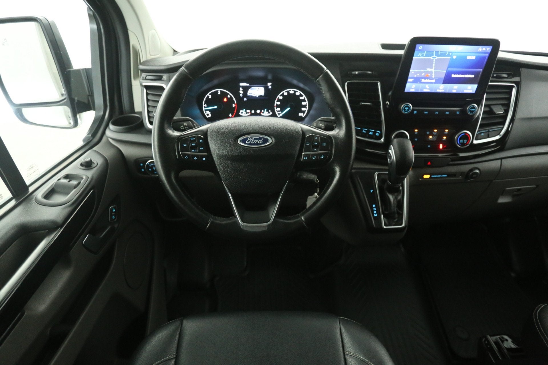 Ford Transit Custom 2.0 TDCI L2H1 Platinum Edition | Marge |, Auto's, Bestelauto's, 15 km/l, Euro 6, 4 cilinders, Bedrijf