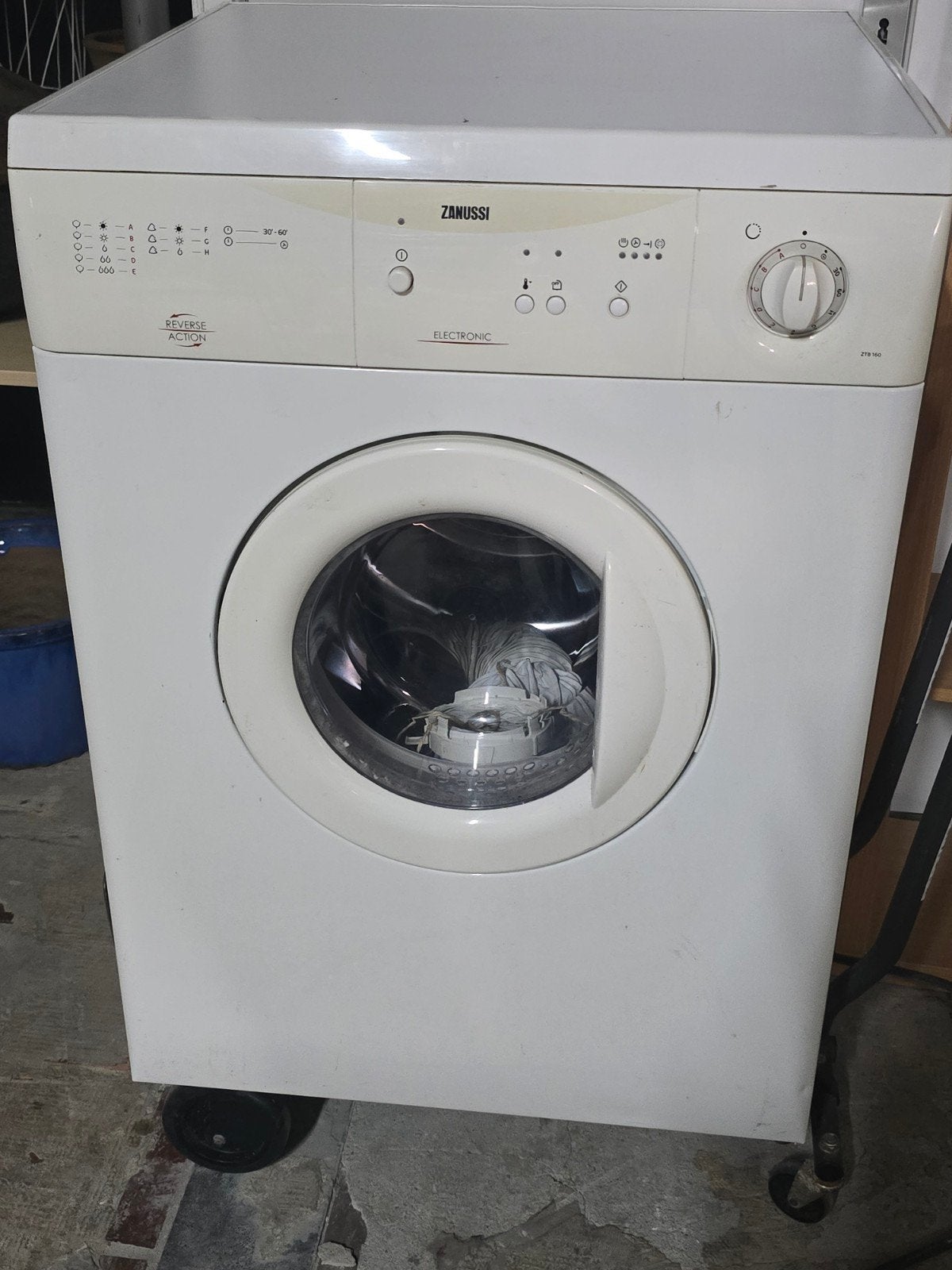 Zanussi Voorlader Wasdroger - Gebruikt, 6 tot 8 kg, Electrolux Home Products, Viale Forlanini 23, 20134 Milaan, Italië, Voorlader
