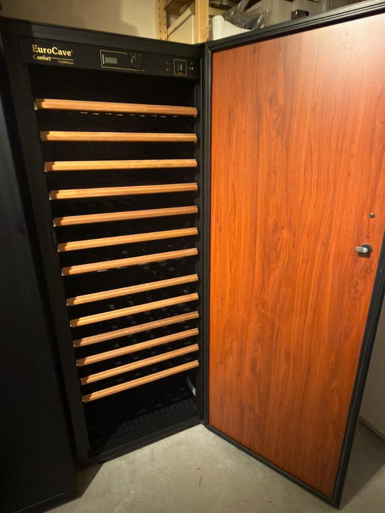 Wijnkast Eurocave, Ophalen, Gebruikt, 25 flessen of meer, Metaal