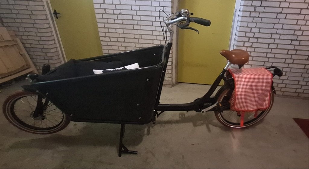 Bakfiets zwart, niet elektrisch, Gebruikt, Huif, 2 kinderen, Ophalen