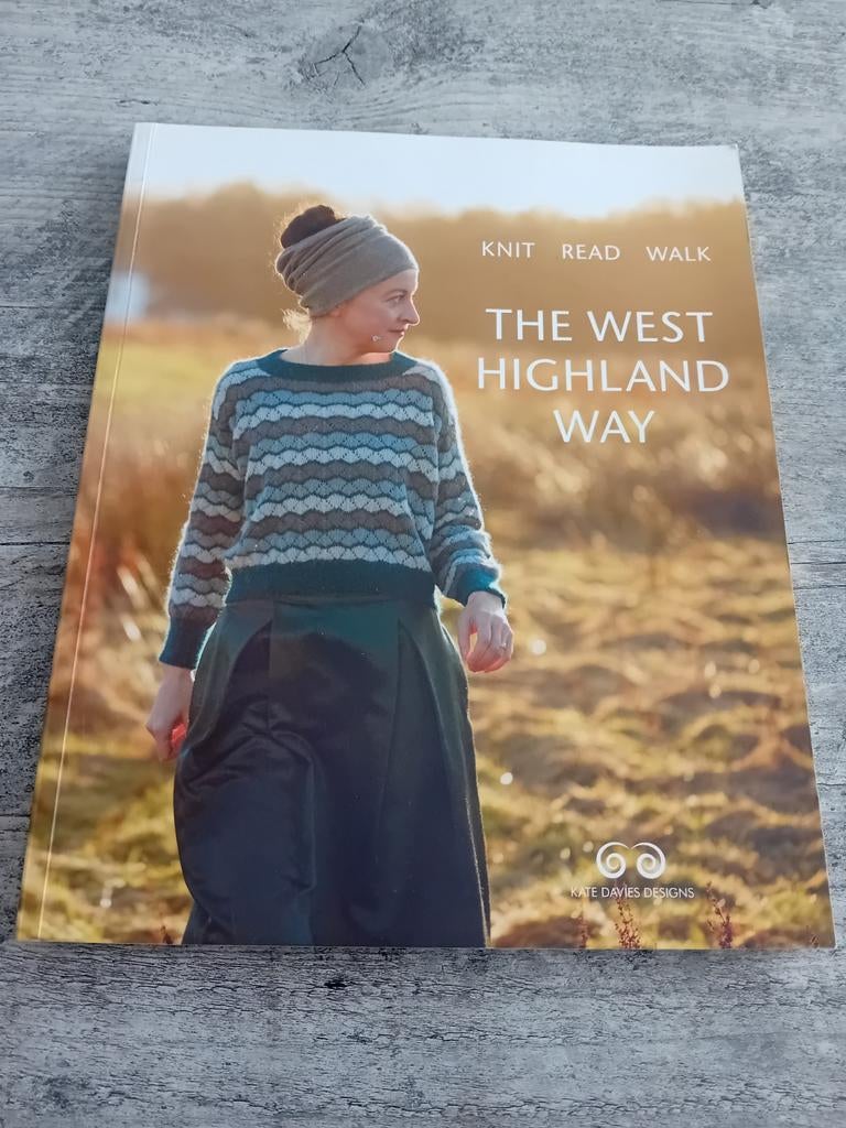 The West Highland Way - Breiboek Kate Davies Designs, Ophalen of Verzenden, Gelezen, Breien en Haken, Kate Davies
