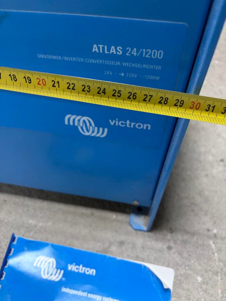 Victron Atlas 24/1200 Omvormer 24V naar 220V - 1200W, Ophalen of Verzenden, Gebruikt