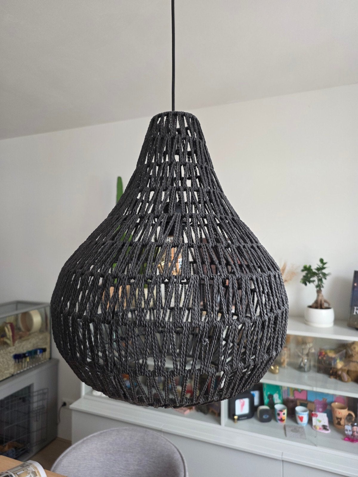 Leuke zwarte hanglamp Kwantum, Ophalen of Verzenden, Zo goed als nieuw