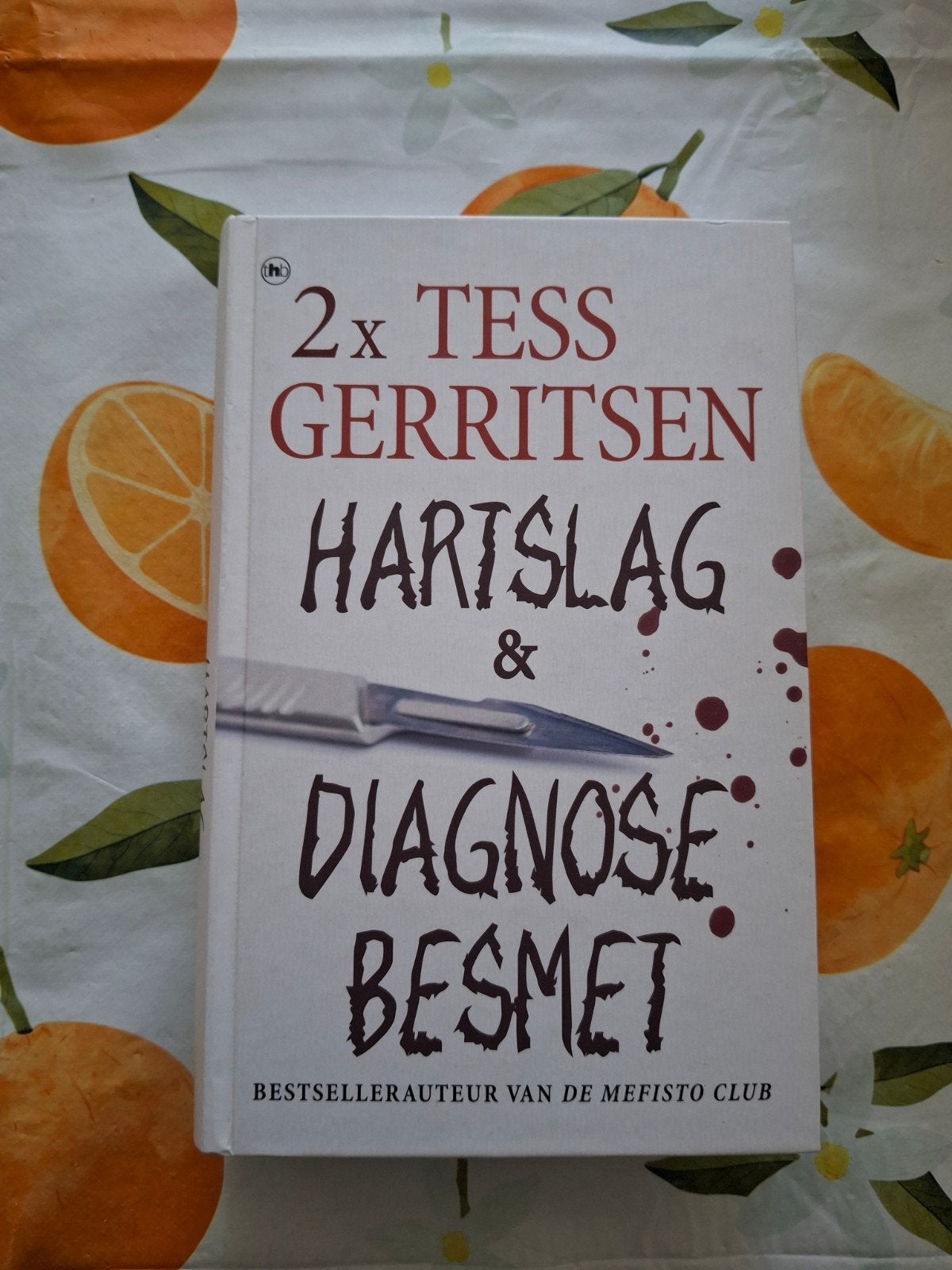 2x Tess Gerritsen Hartslag & Diagnose besmet, Ophalen of Verzenden, Zo goed als nieuw, Tess Gerritsen