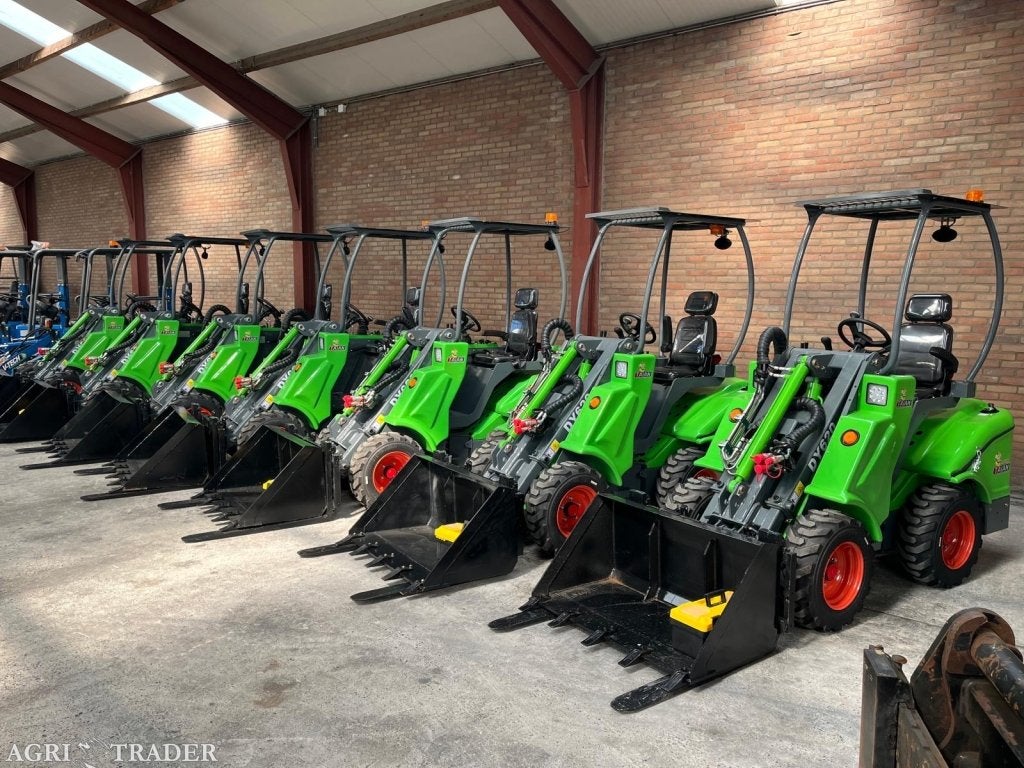 Nieuwe TAIAN DY620 minishovel uit voorraad leverbaar, -, Niet opgegeven, Ophalen of Verzenden, Niet opgegeven