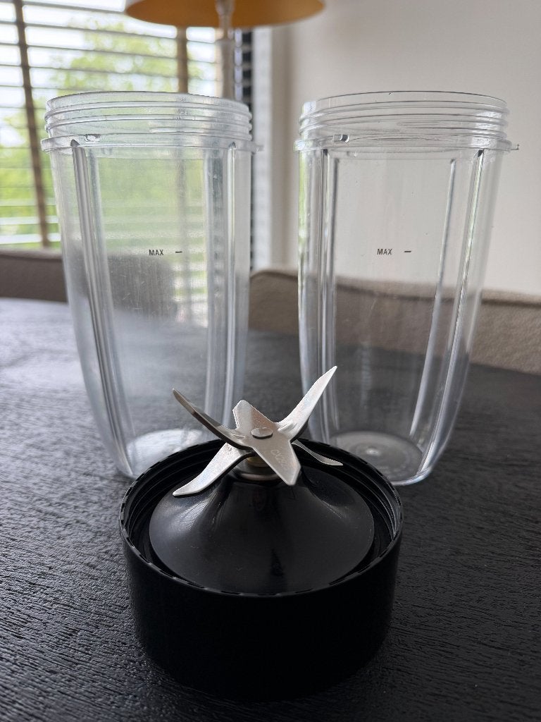 Nutribullet Pro Pulse 1200 – 2x 900 ml beker + messenset, Witgoed en Apparatuur, Ophalen of Verzenden, Zo goed als nieuw, Powerblender