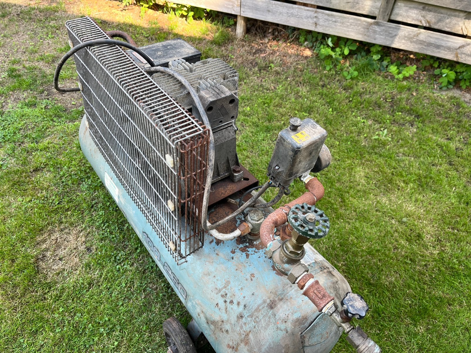 Compressor, Ophalen, Gebruikt, 200 tot 400 liter/min, Mobiel