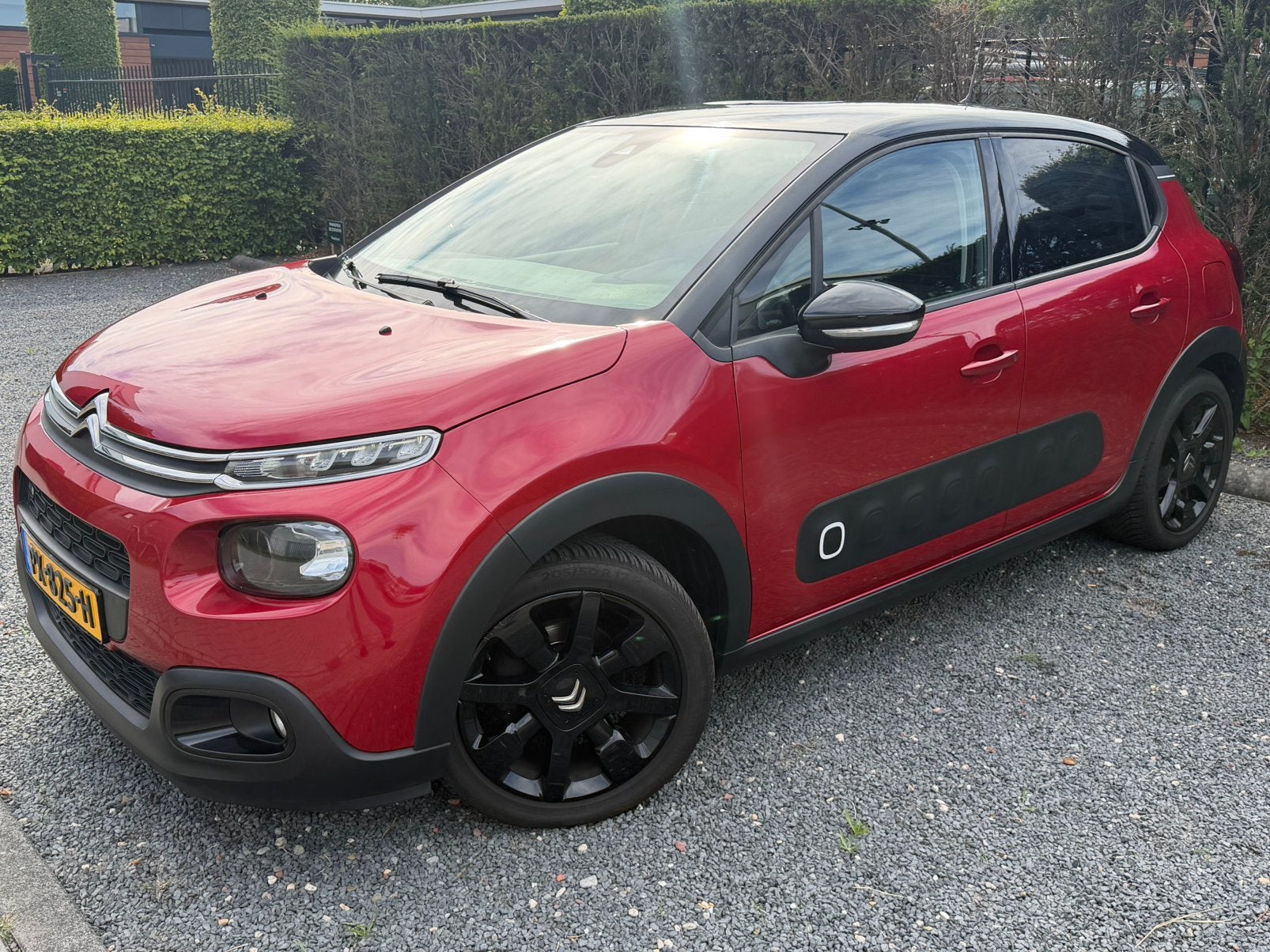Citroën C3 1.2 Puretech Shine, Auto's, 450 kg, 40 €/maand, 1199 cc, 450 kg