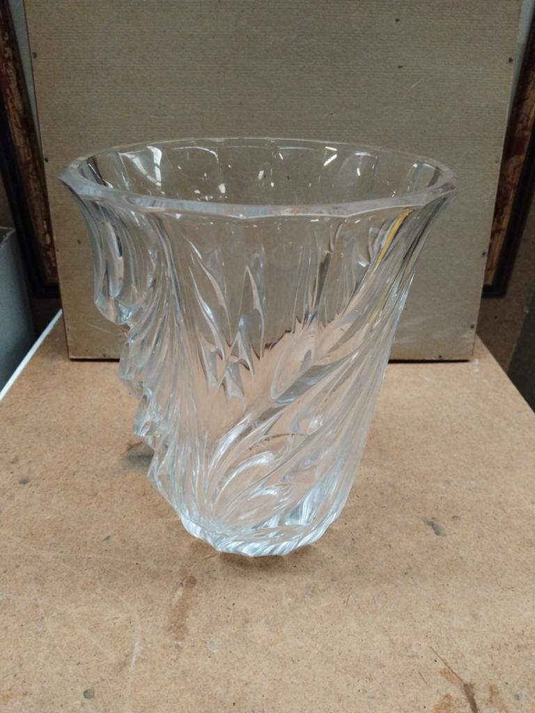 Val st Lambert vaas hg 19,5 cm bbr 16,5 cm, Antiek en Kunst, Ophalen of Verzenden