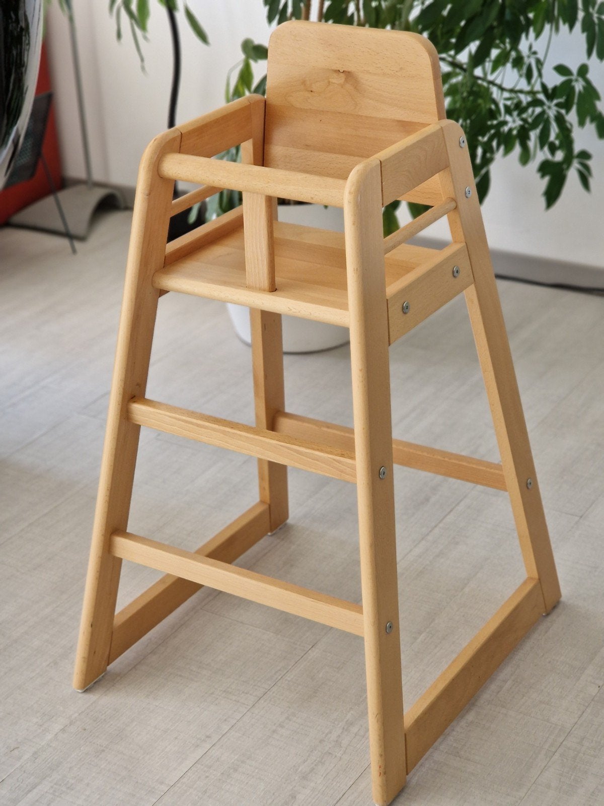 Mooie houten kinderstoel, Kinderen en Baby's, Ophalen, Gebruikt, Overige typen, Aanschuifbaar