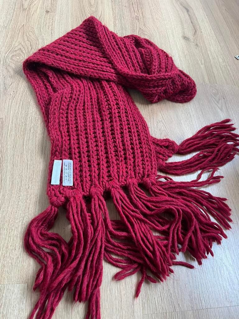 Bijenkorf wijnrood rozerood lang gebreide sjaal wol alpaca, Kleding | Dames, Mutsen, Sjaals en Handschoenen, Zo goed als nieuw