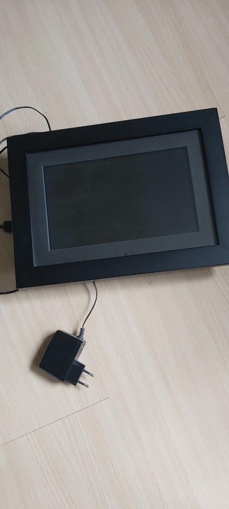 Fotolijst Digitaal Braun 1100, Ophalen of Verzenden, Zo goed als nieuw, 8 tot 12 inch