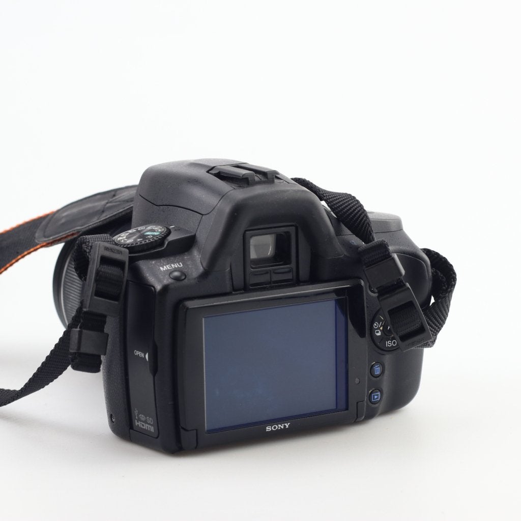 Sony DSLR A390 + 18-55 SAM Lens, Sony, Zo goed als nieuw, Support@sony.com, 1-7-1 Konan, Minato-ku
Tokyo 108-0075
Japan