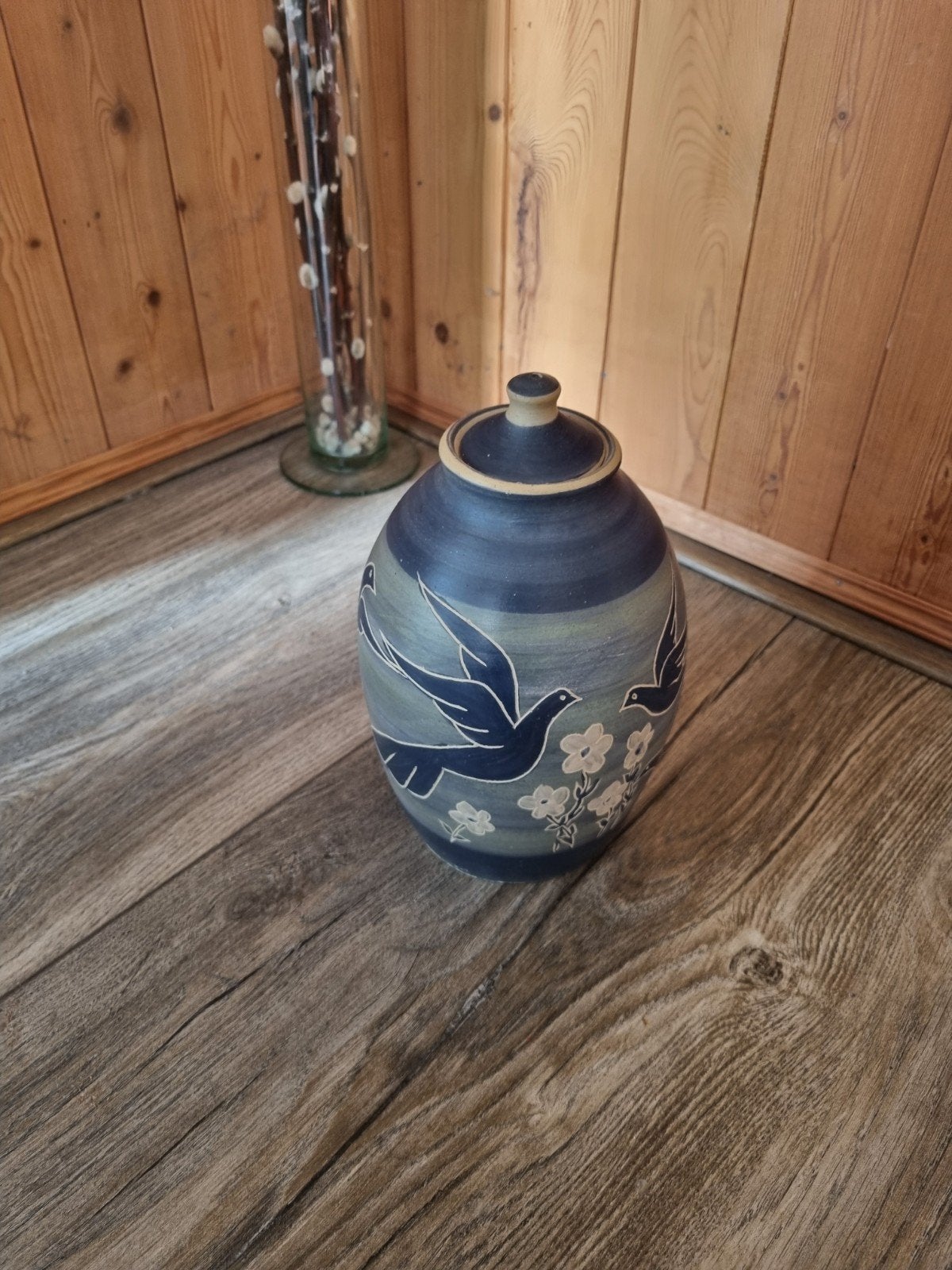 Decoratieve vaas / pot, Huis en Inrichting, Woonaccessoires | Vazen, Ophalen, Zo goed als nieuw, Met deksel, 22 cm