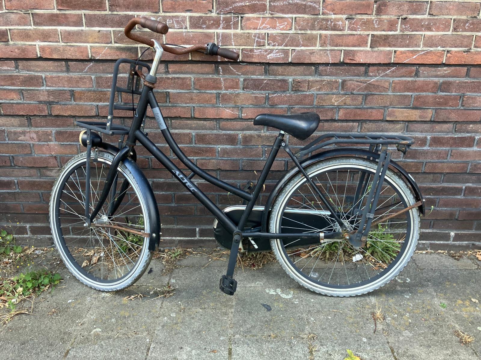 damesfiets met versnellingen, ophalen in Utrecht, Ophalen, Zo goed als nieuw, Versnellingen