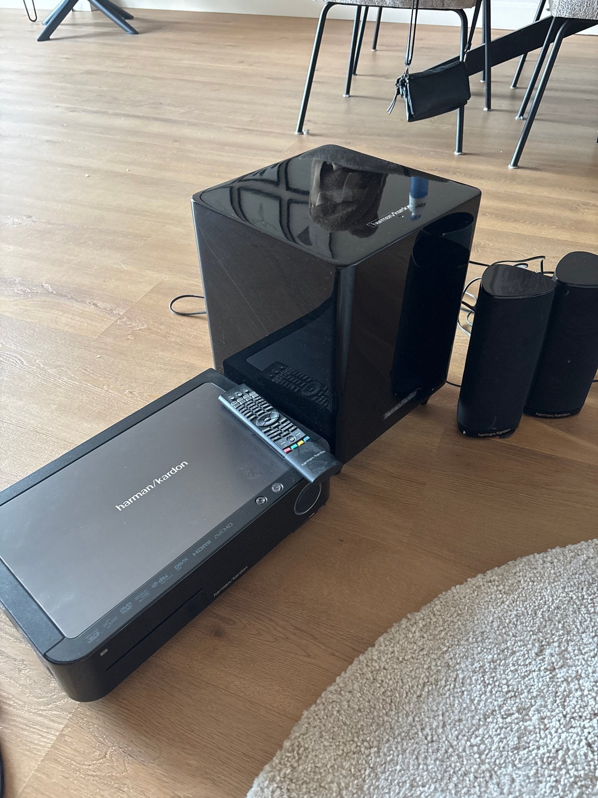 Harman Kardon Home Cinema Set - BDS Receiver + HKTS210 Sub, Gebruikt, 2.1-systeem, Blu-ray-speler, Ophalen