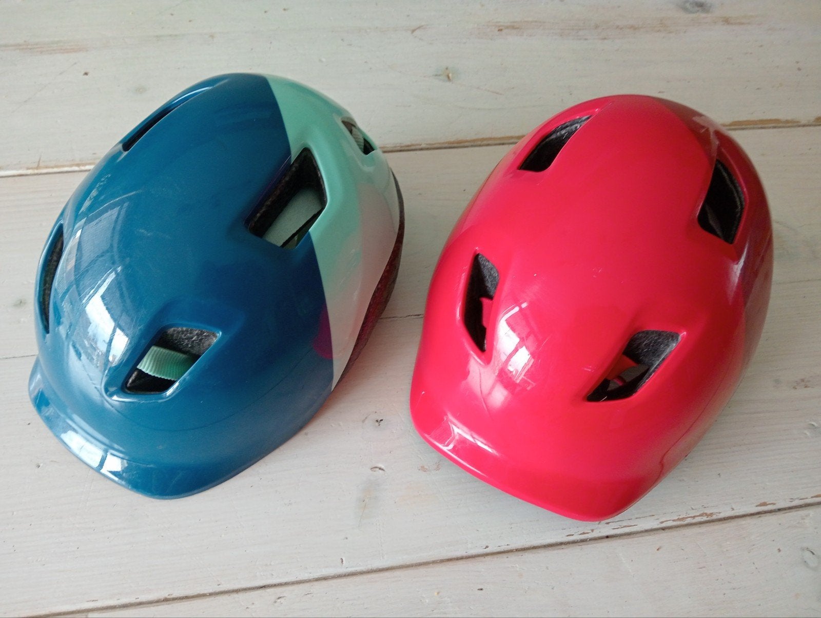 B'TWIN Fietshelmen Decathlon S (53-56 cm) - Blauw en Rood, S, B'TWIN, Gebruikt, Jongen of Meisje