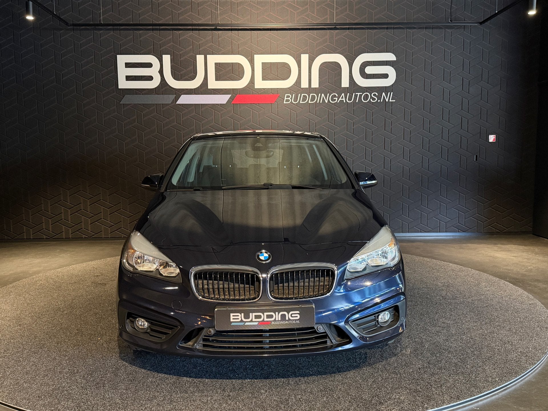 BMW 2 Serie Active Tourer 220i Essential | Trekhaak | PDC, Auto's, 1998 cc, 730 kg, Gebruikt, Euro 6