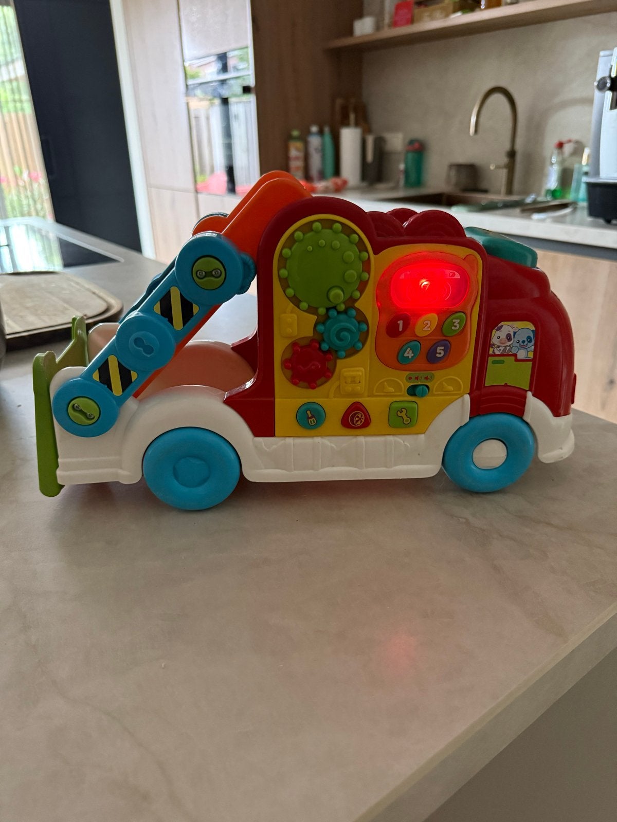 Toet Toet Auto Ambulance met licht en geluid, Ophalen, Gebruikt
