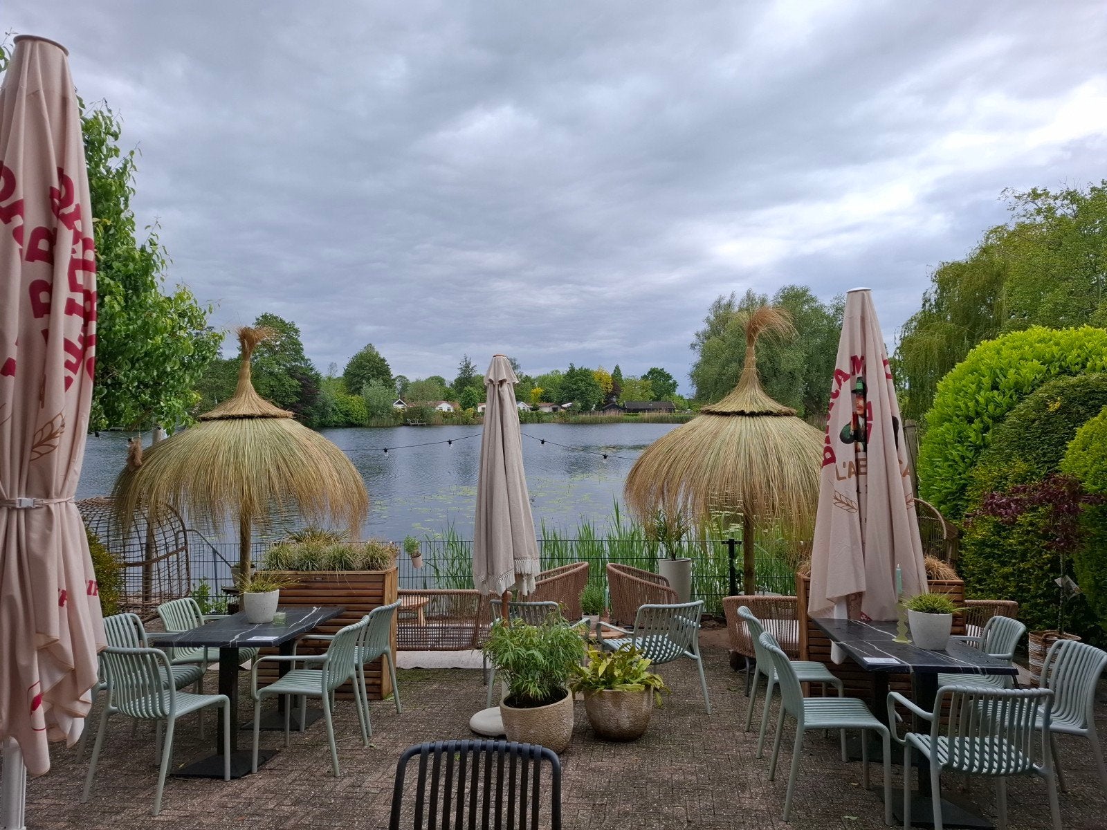 SPAANSE RIETEN PARASOLS, Ophalen, Nieuw, 2 tot 3 meter, Waterdicht