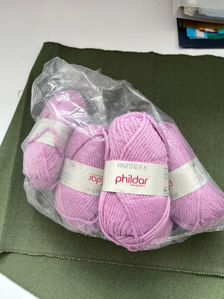 5 bollen Phildar Partner 6, Ophalen of Verzenden, Zo goed als nieuw