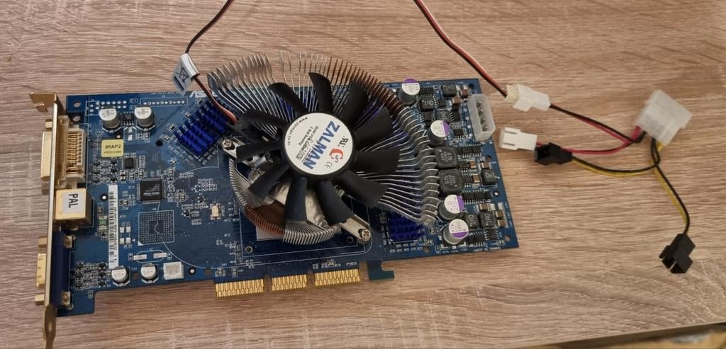 NVIDIA GeForce FX 5900 128 MB AGP Videokaart, Computers en Software, Videokaarten, Gebruikt, Overige soorten, Ophalen of Verzenden