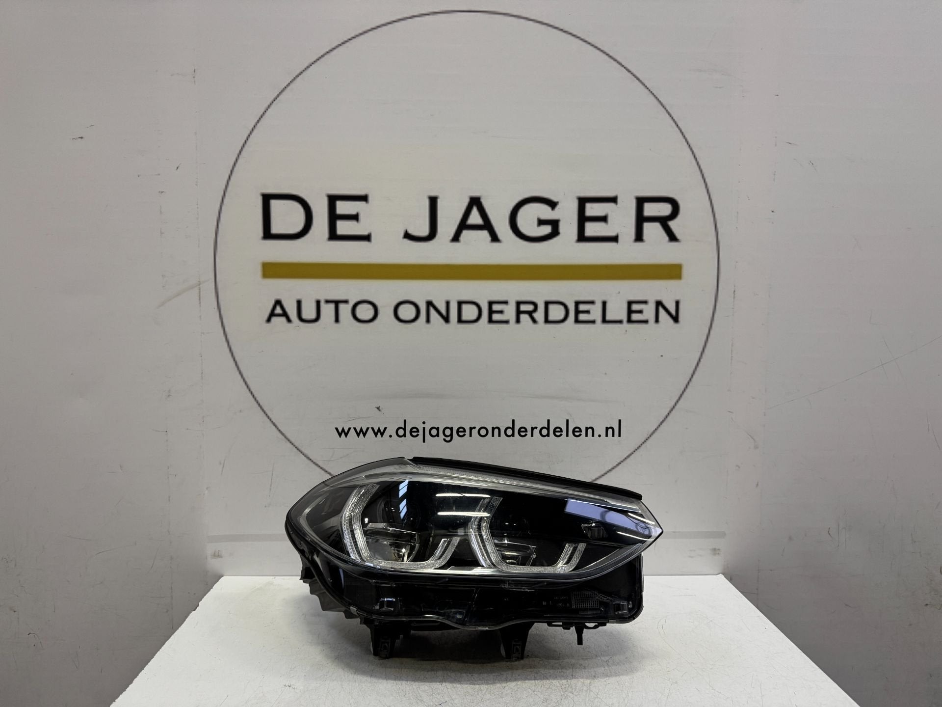 BMW X3 X4 G01 G02 ADAPTIVE LED KOPLAMP RECHTS 8739654-01, Auto-onderdelen, Verlichting, Petuelring 130
80788  Munich, DE, Gebruikt