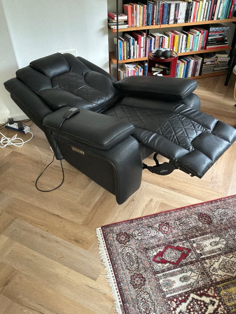 Foto 4 van Luxe elektrische relaxfauteuil –ligstand, lenden- & neksteun