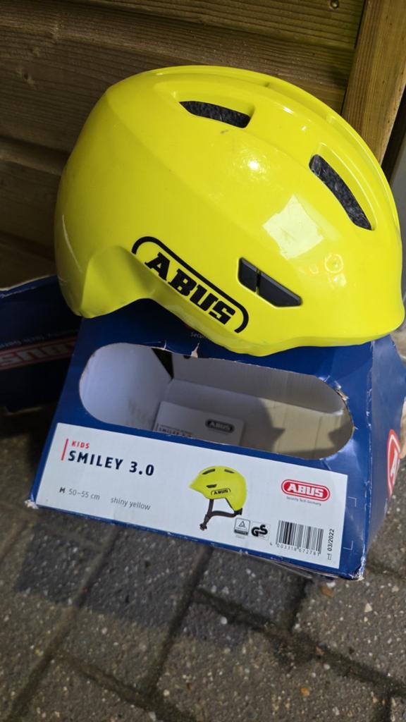 Abus Smiley 3.0 kinder fietshelm, Fietsen en Brommers, Fietsaccessoires | Fietshelmen, Jongen of Meisje, Overige maten, Ophalen of Verzenden
