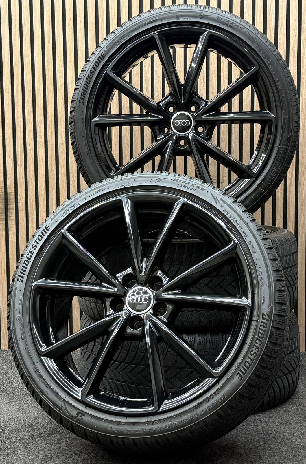 Originele 20 inch Audi Q3 RSQ3 8U 5x112 ET36 Bridgestone, Ophalen, 255 mm, ., Banden en Velgen
