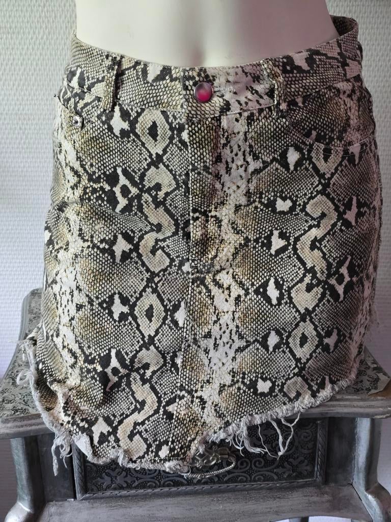 Flamant Rose dames Korte rok met slangenprint maat M, Kleding | Dames, Rokken, Maat 38/40 (M), Overige kleuren, Zo goed als nieuw