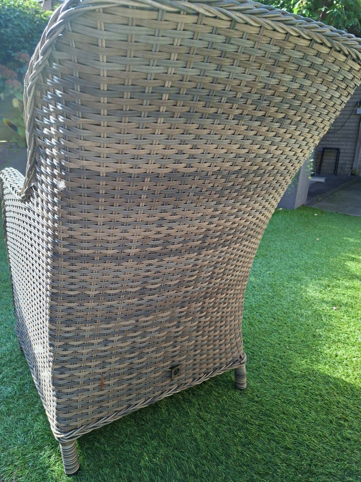 Foto 4 van Wicker tuinset met 4 stoelen en ronde tafel