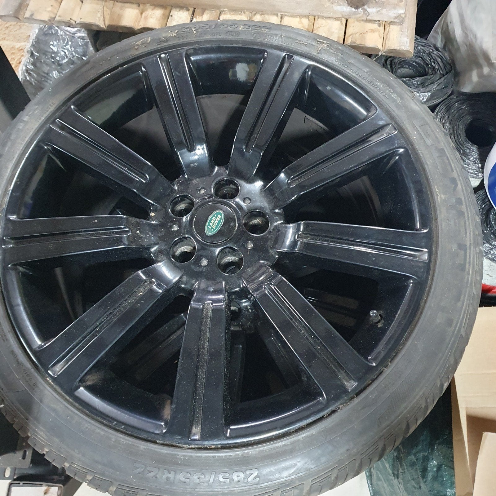 RangeRover 22inch banden incl. velgen set, Auto-onderdelen, Ophalen, 285 mm, Banden en Velgen, Nieuw