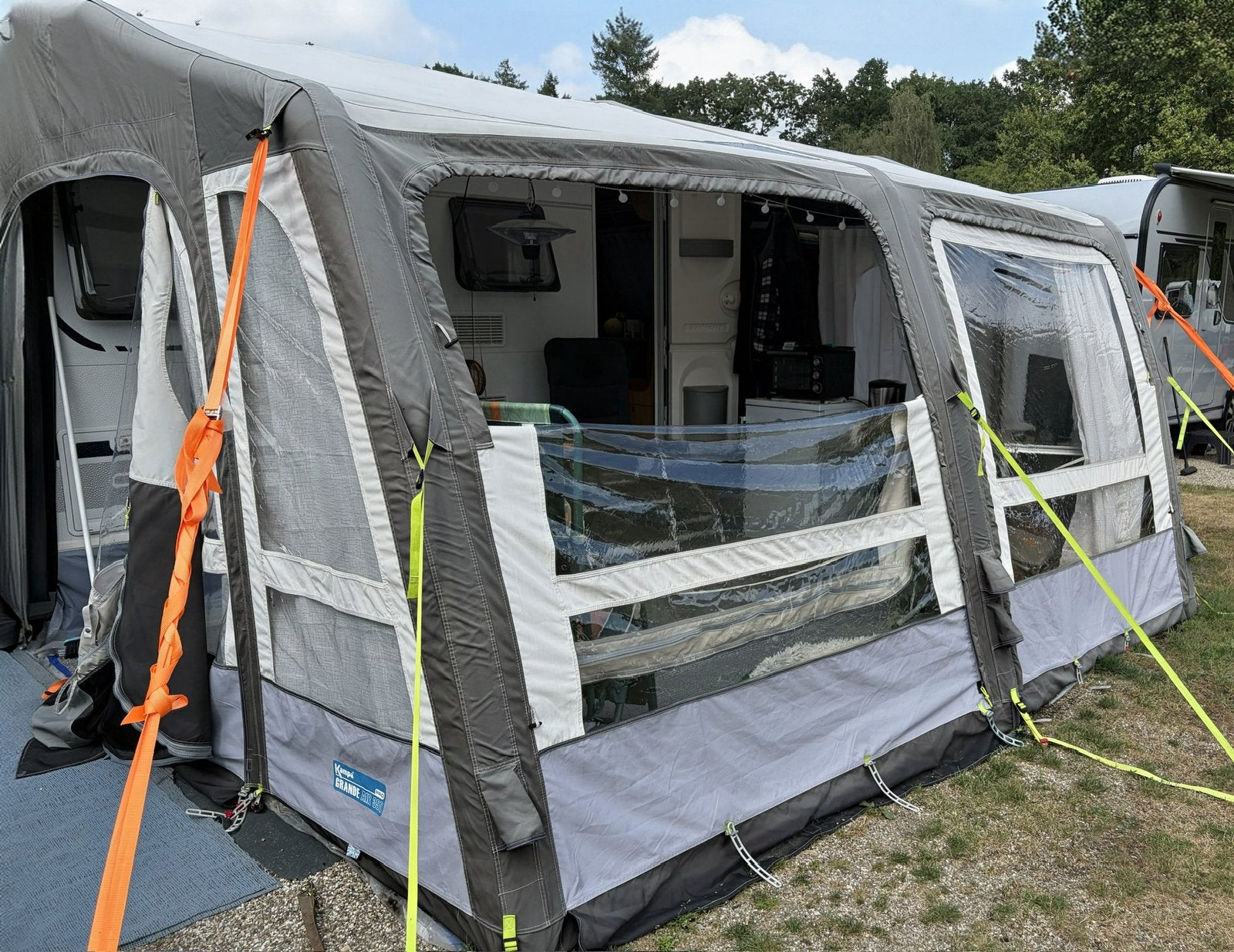 Kampa Granda air 390 voortent, Ophalen, Zo goed als nieuw