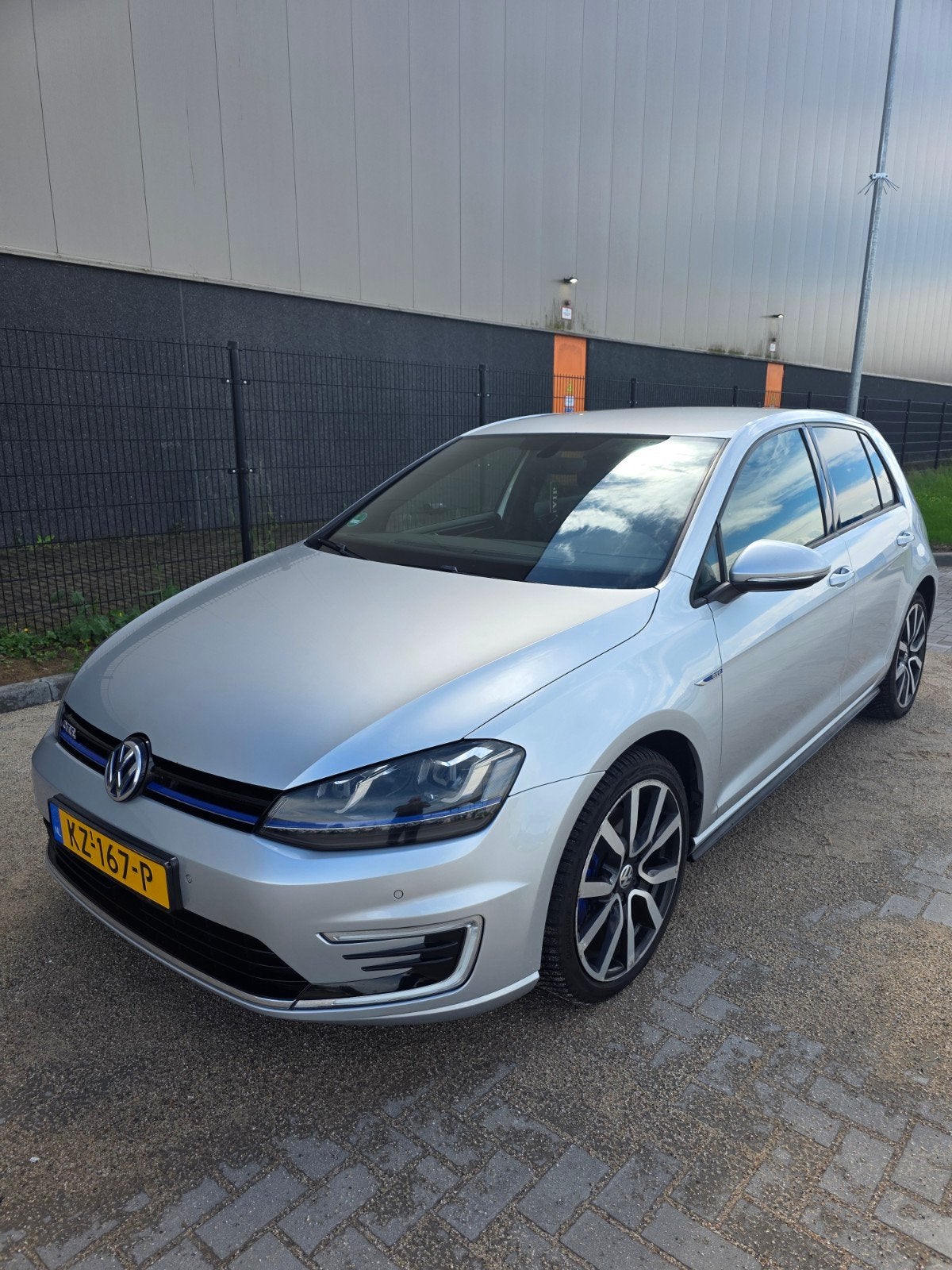 Volkswagen Golf GTE 1.4 TSI Phev 204pk 5D DSG 2017 Grijs, Auto's, Volkswagen, Particulier, Golf, ABS, Achteruitrijcamera, Adaptive Cruise Control