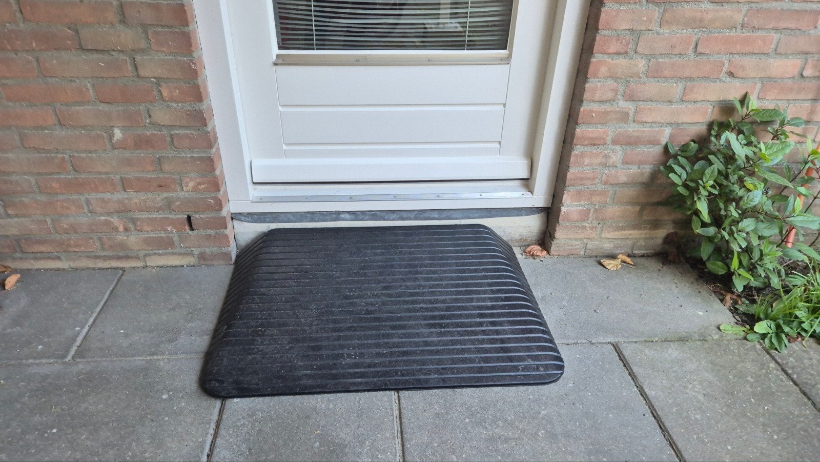 te koop rubberen drempelhulp. 10 cm hoog, Ophalen, Nieuw