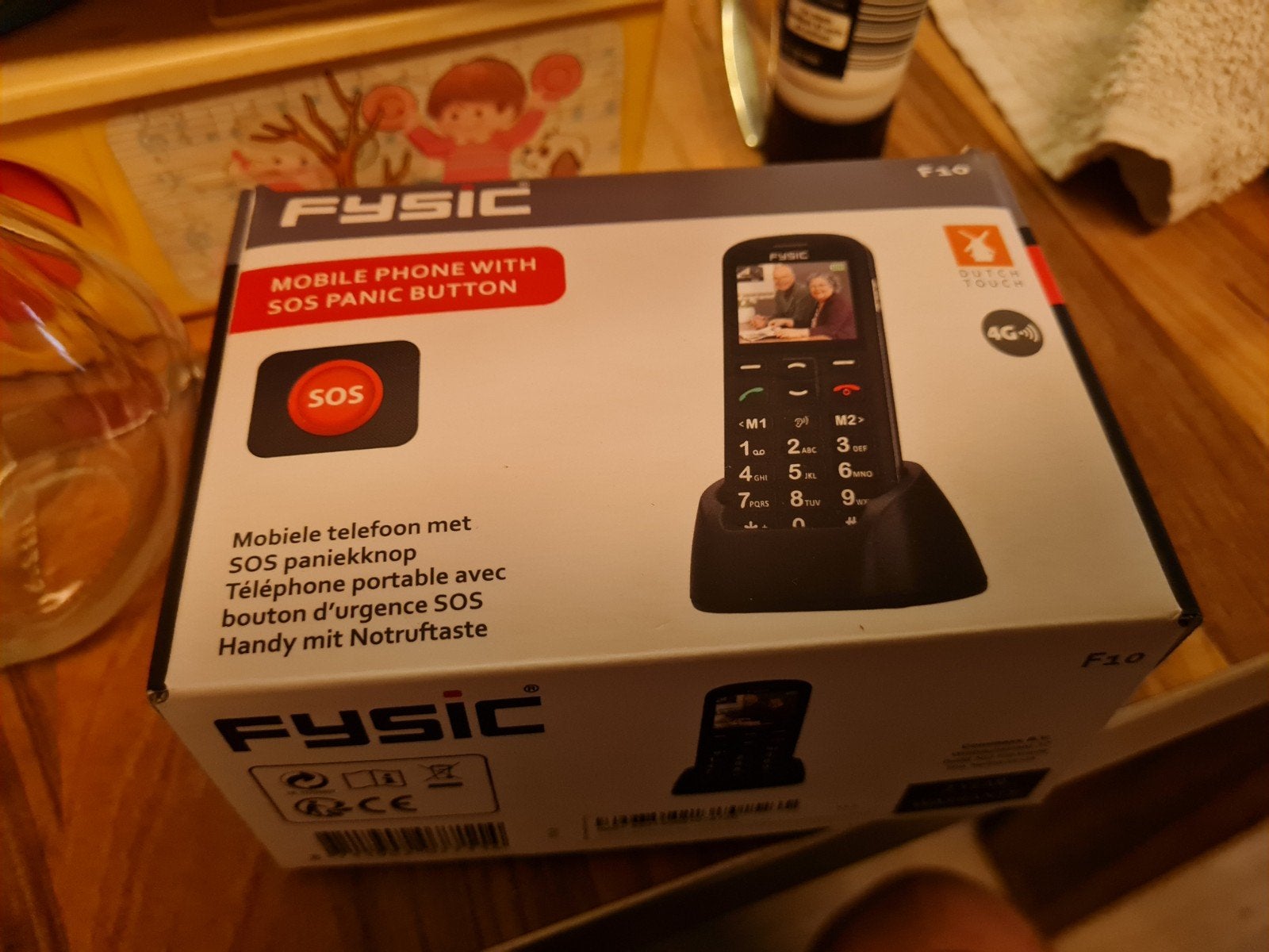 Fysic F10 Mobiele Telefoon met SOS Paniekknop - Nieuw, Wiebachstraat 37 6466 NG Kerkrade The Netherlands, Commaxx B.V., Geen camera