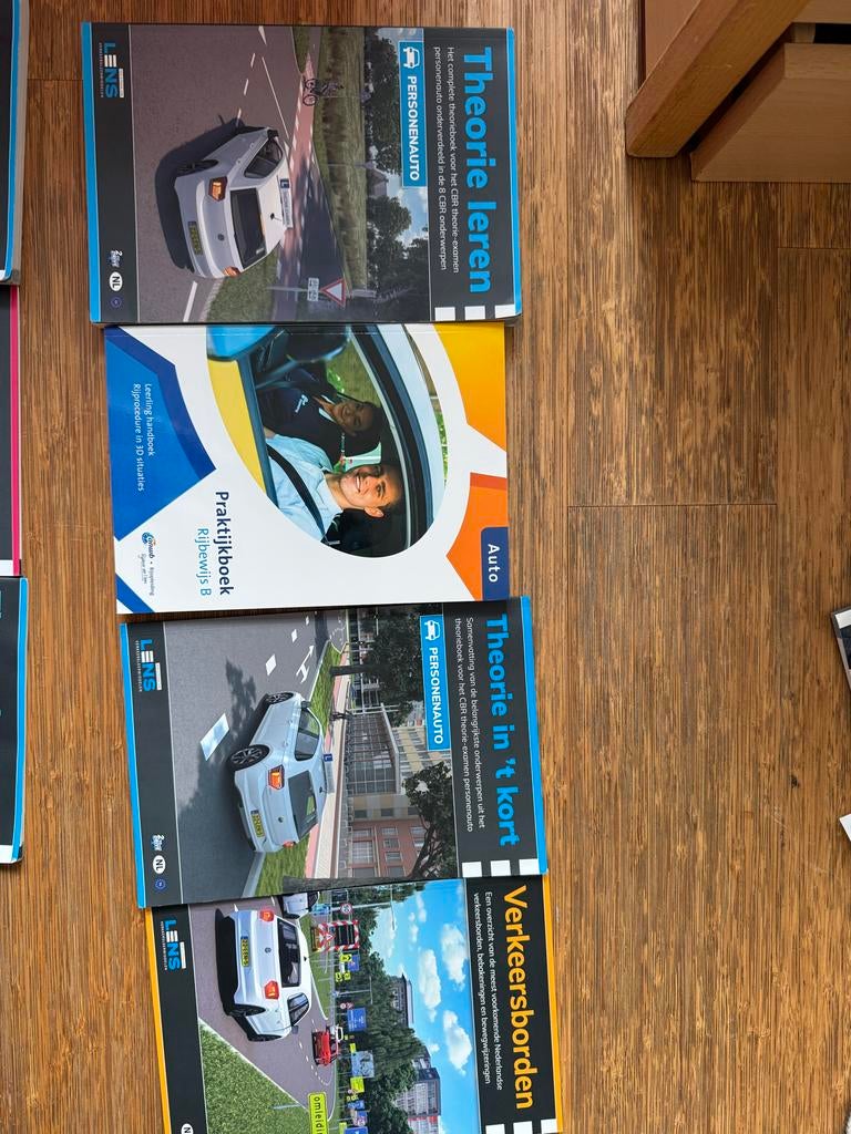 Boek theorie leren rijbewijs B, Ophalen of Verzenden, Gelezen, Algemeen