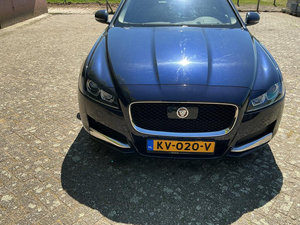 Jaguar XF 2.0D 120KW/163PK Aut8 2016 Blauw, Automaat, Achterwielaandrijving, Zwart, Blauw