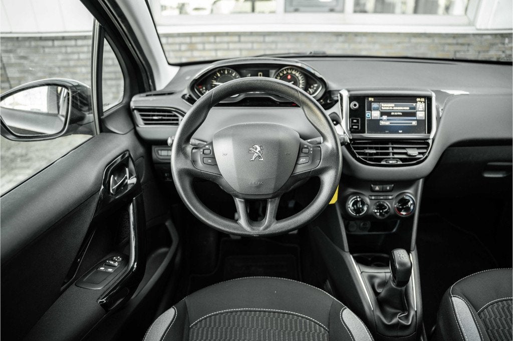 Peugeot 208 1.6 BlueHDi Blue Lease (bj 2016), Auto's, Peugeot, Voorwielaandrijving, Gebruikt, 4 cilinders, Origineel Nederlands
