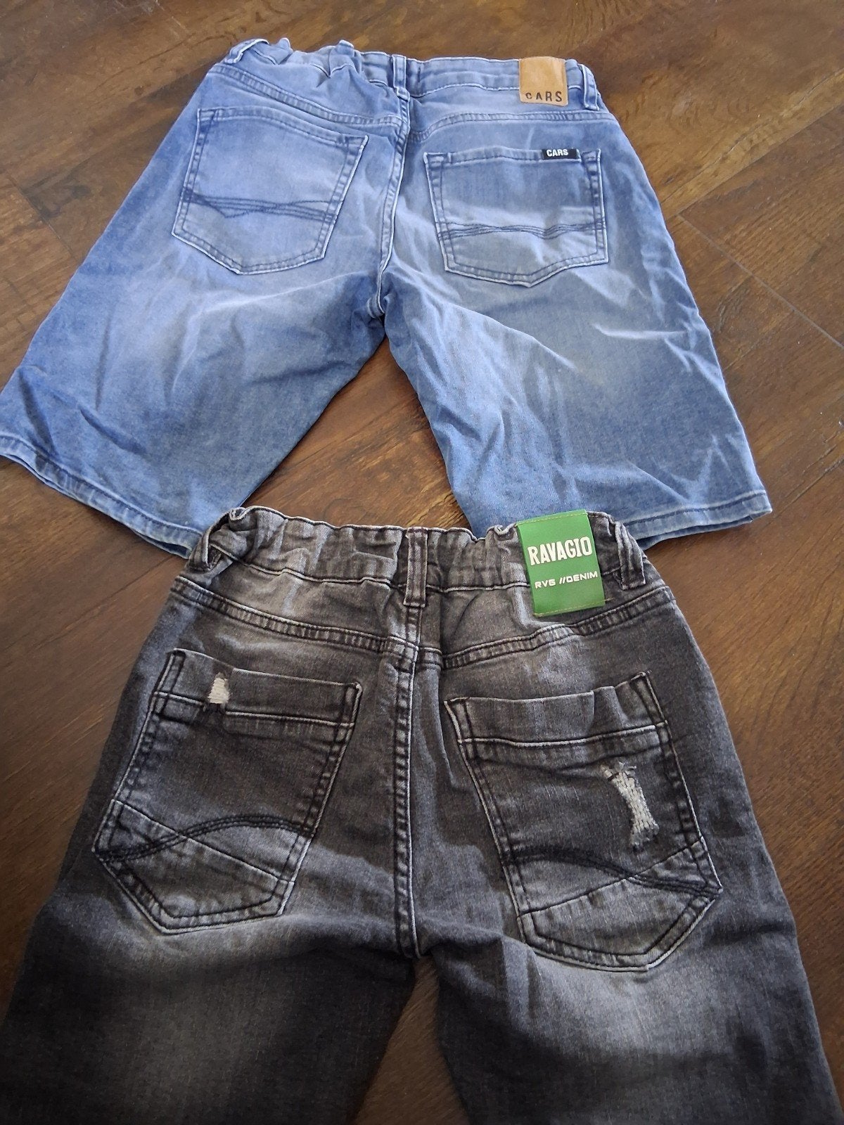 2x Jongens spijkerbroek shorts - Cars Jeans & Ravagio, Broek, Cars Jeans, Ravagio, Ophalen of Verzenden, Zo goed als nieuw
