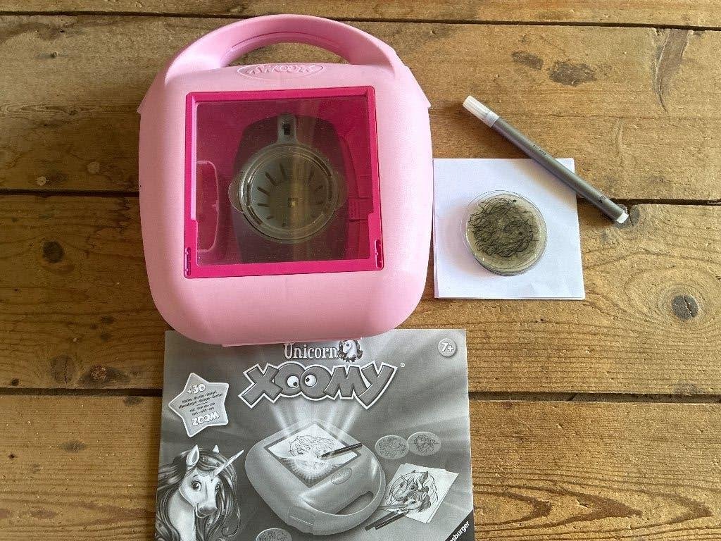 Xoomy teken projector, Ophalen, Zo goed als nieuw, Knutselen, Met licht