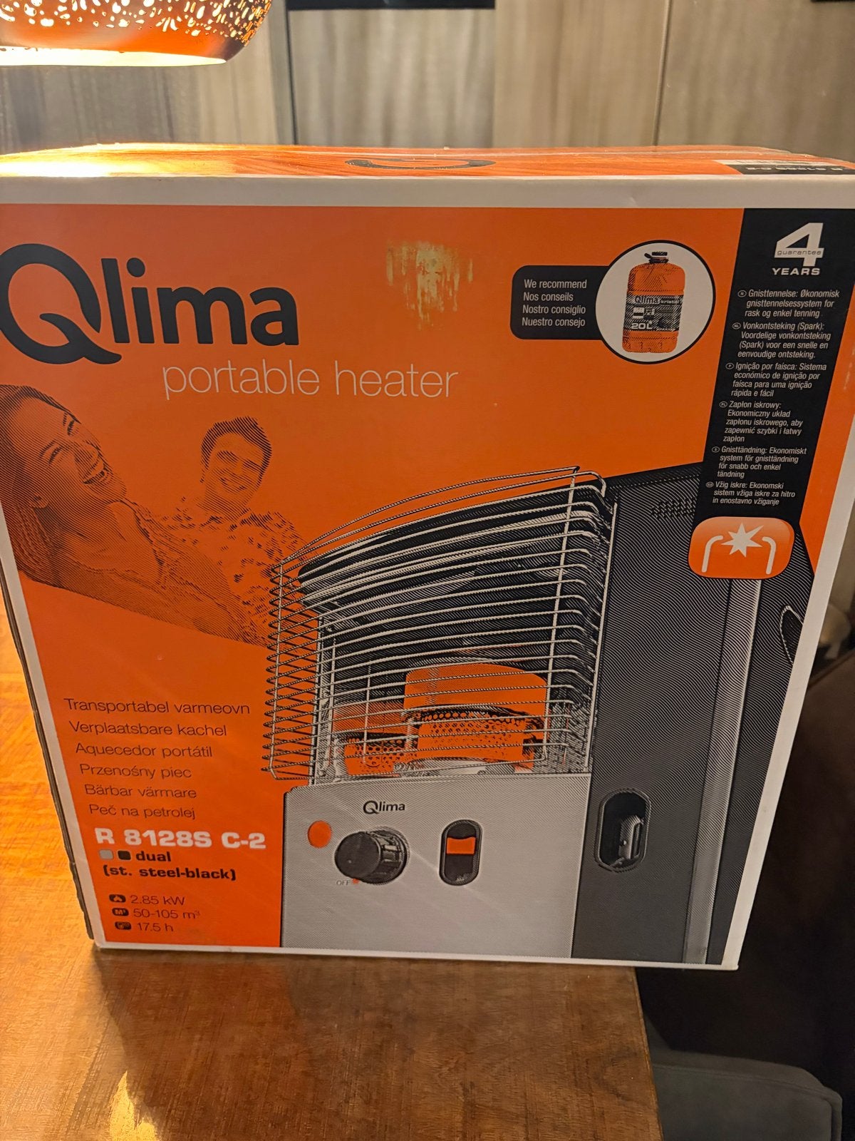 Qlima R 8128S C-2 dubbelglasbrander - Compact en Veilig, Ophalen, Overige brandstoffen, Nieuw, Petroleumkachel