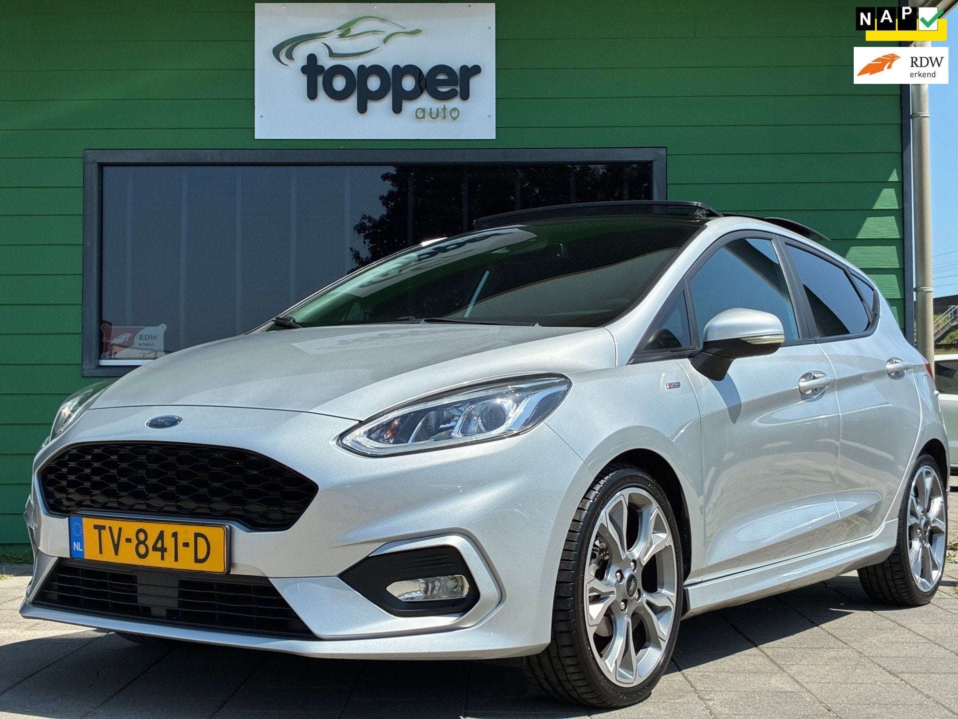 Ford Fiesta 1.0 EcoBoost ST-Line|Panoramadak|Navigatie|Cruis, Auto's, Voorwielaandrijving, Gebruikt, Euro 6, Automatische klimaatregeling