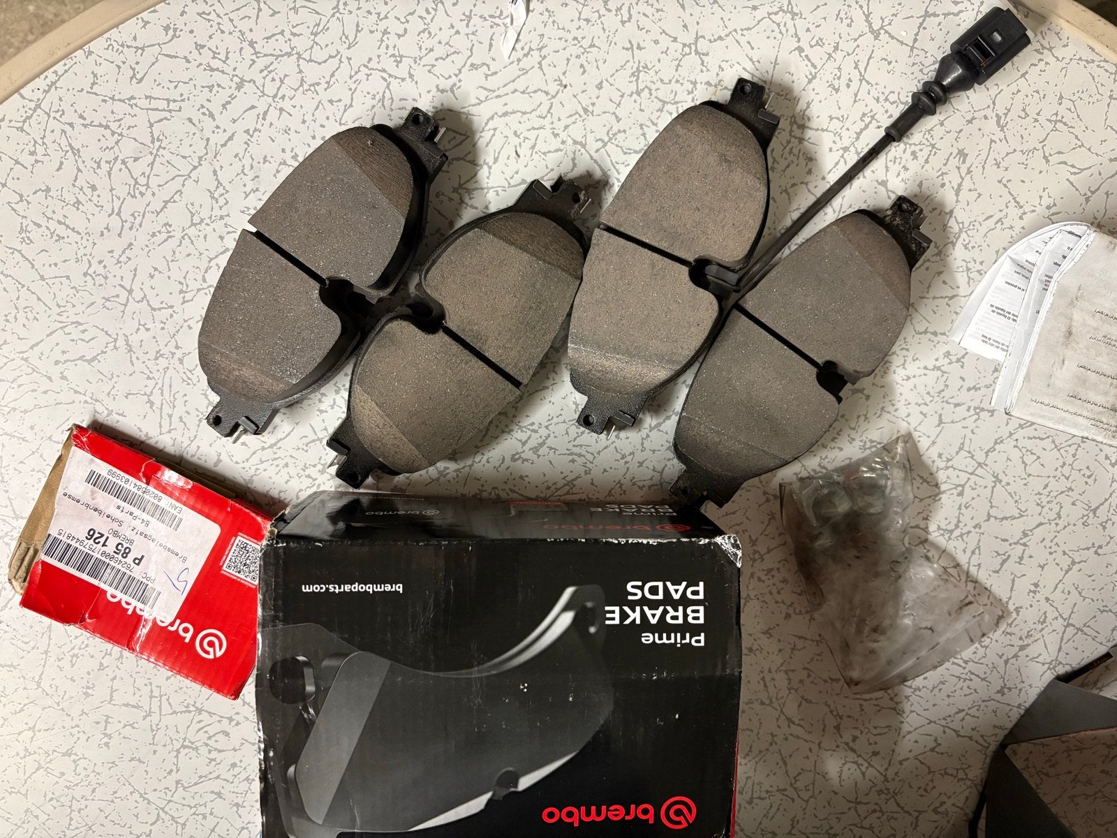 Nieuwe Brembo P85 126 remblokken vooras - VAG modellen, Ophalen of Verzenden, Nieuw, Audi