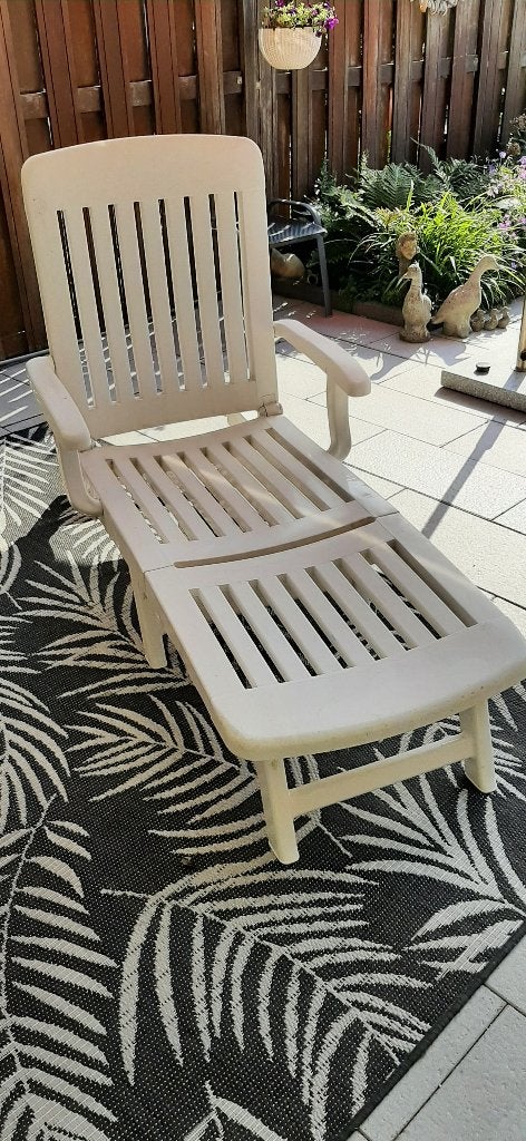 Wit tuin Ligbed, Tuin en Terras, Ligbedden, Ophalen of Verzenden, Gebruikt, Kunststof, Inklapbaar