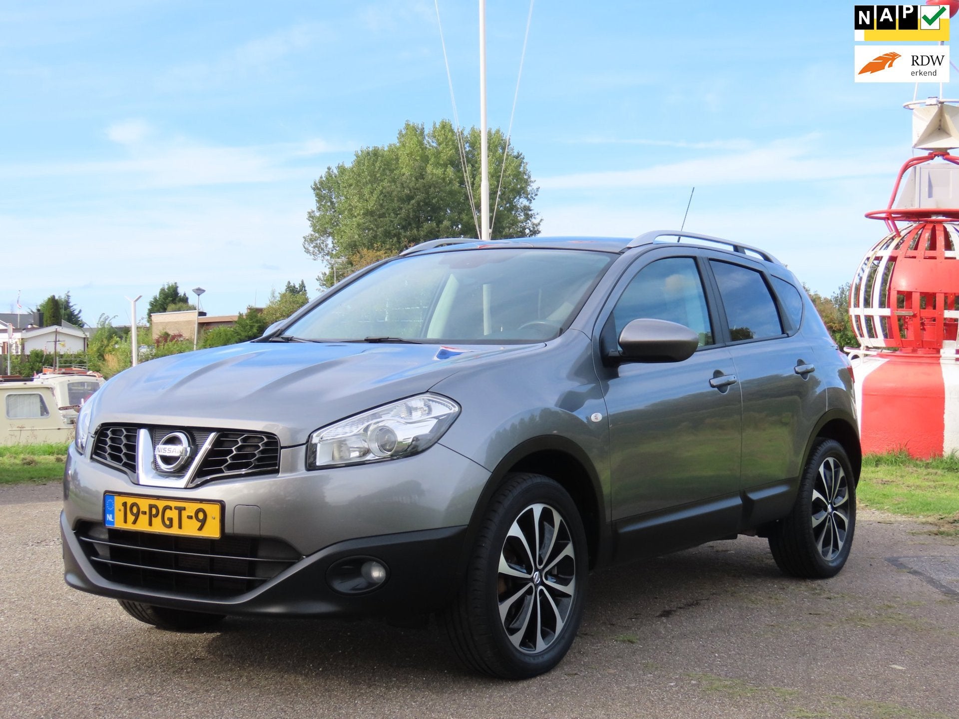 Nissan Qashqai 2.0 Connect Edition *1e EIG ! *PANO *NAVI *CA, Stof, Gebruikt, Zwart, 4 cilinders